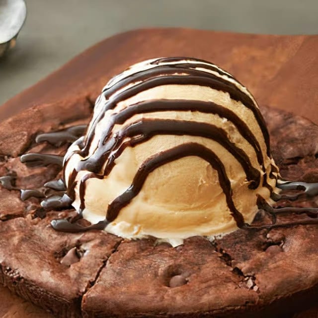 Family Pizza Brownie.