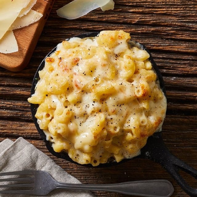 Garlic Parm Mac.